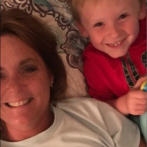 Meet your Posher, Shana